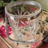 Ice bucket