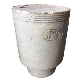 Ceramic pot