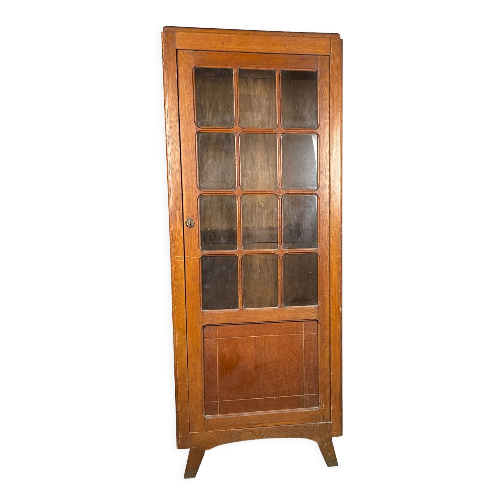 Glazed Parisian wardrobe