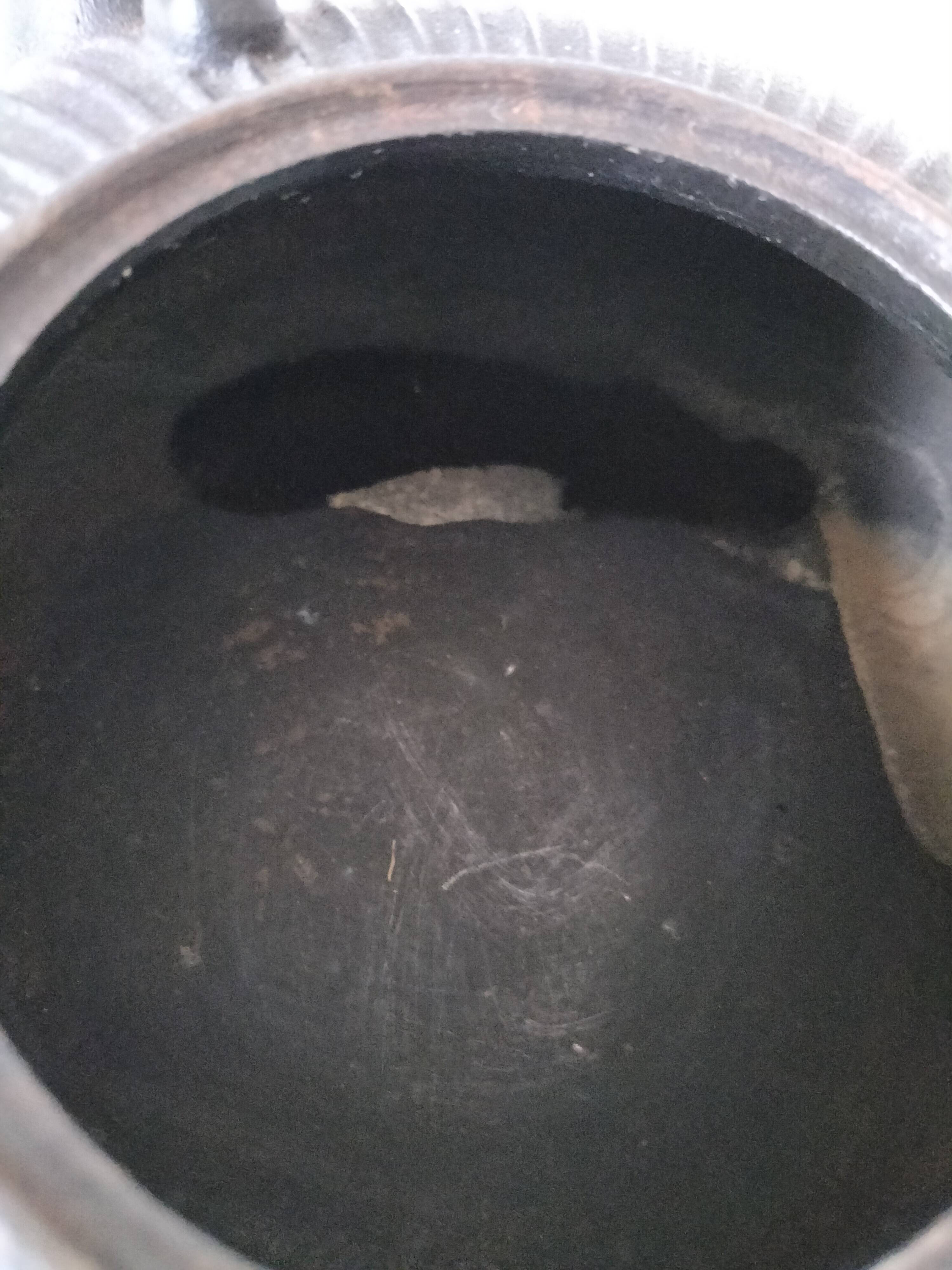 Black grooved cast iron teapot – Japanese Zen style