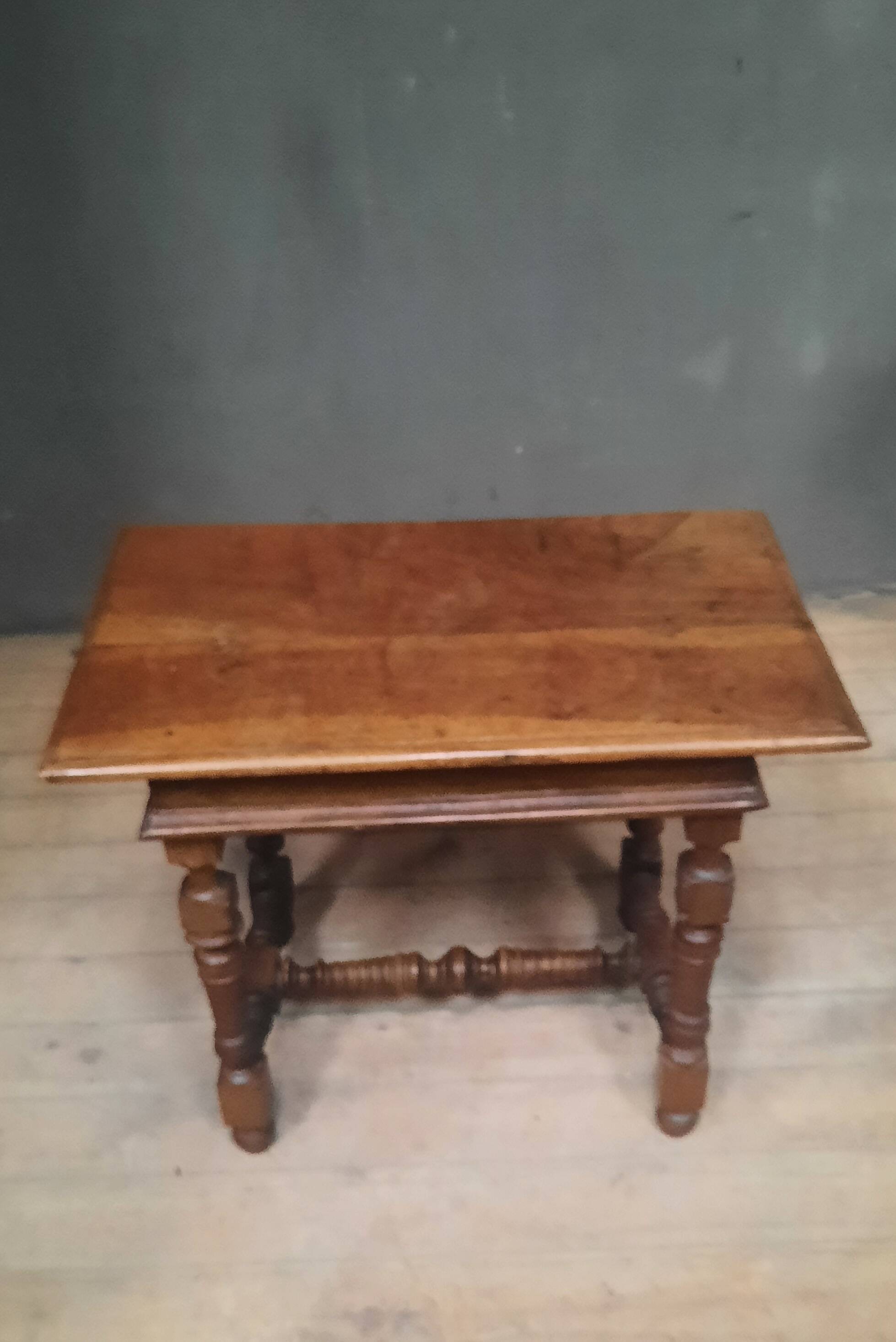 Small Louis XIII period table