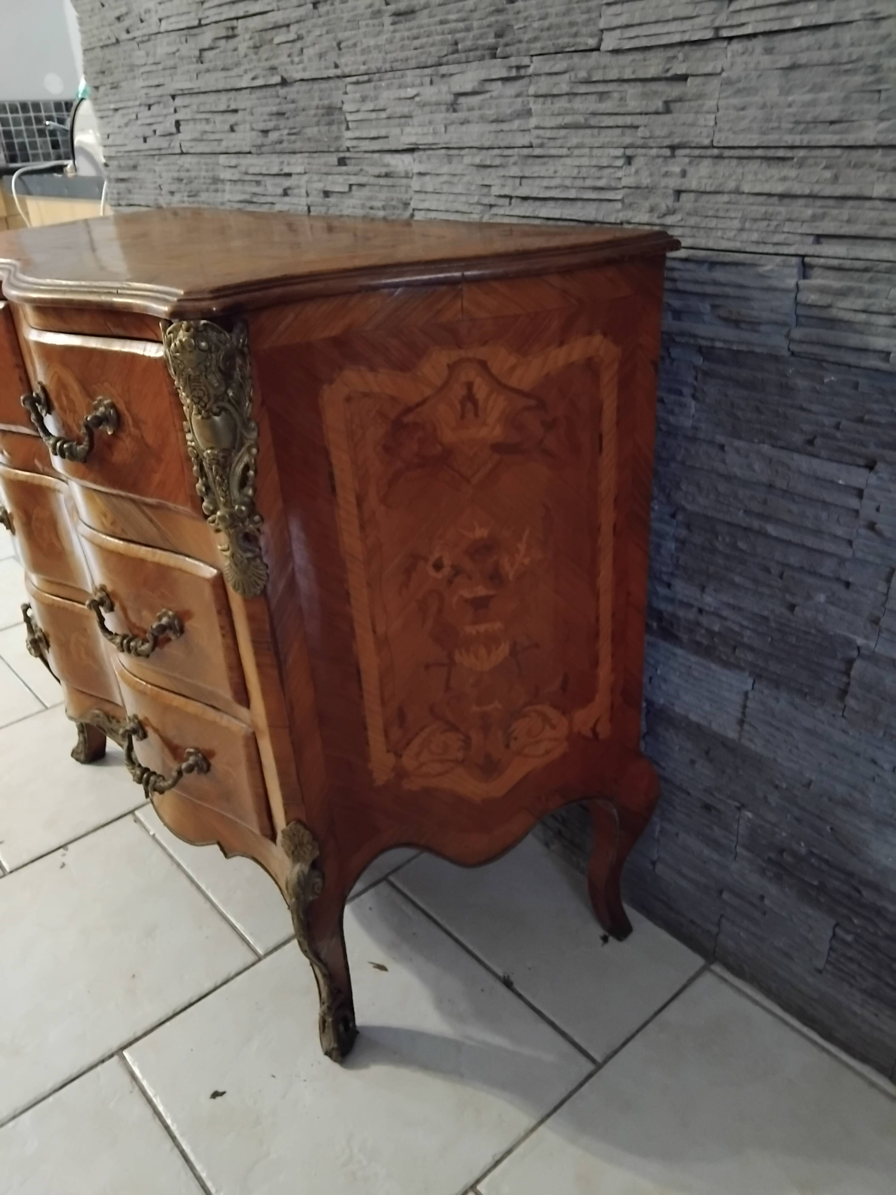 Antique louis xv style chest of drawers