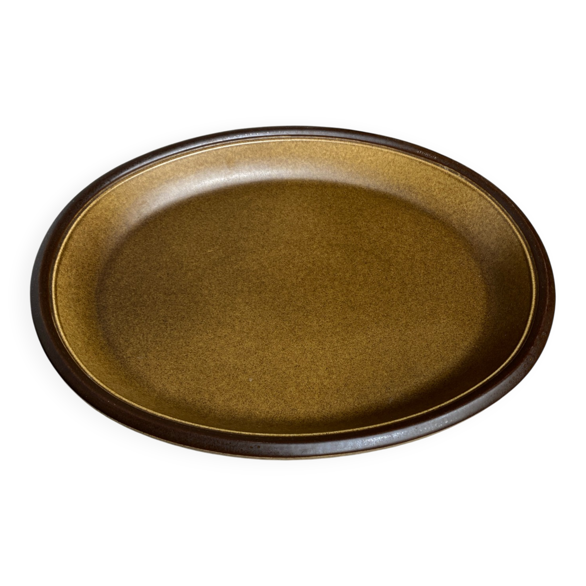 Oval dish in glazed stoneware