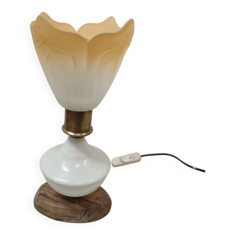 Yellow opaline handmade lamp