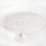 Vintage table with tulip base in white marble and Grosfillex base. France, 1960s