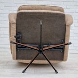 Fauteuil pivotant et son repose-pieds, laine
