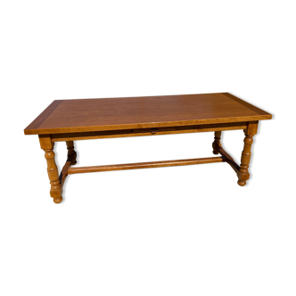 Farm table