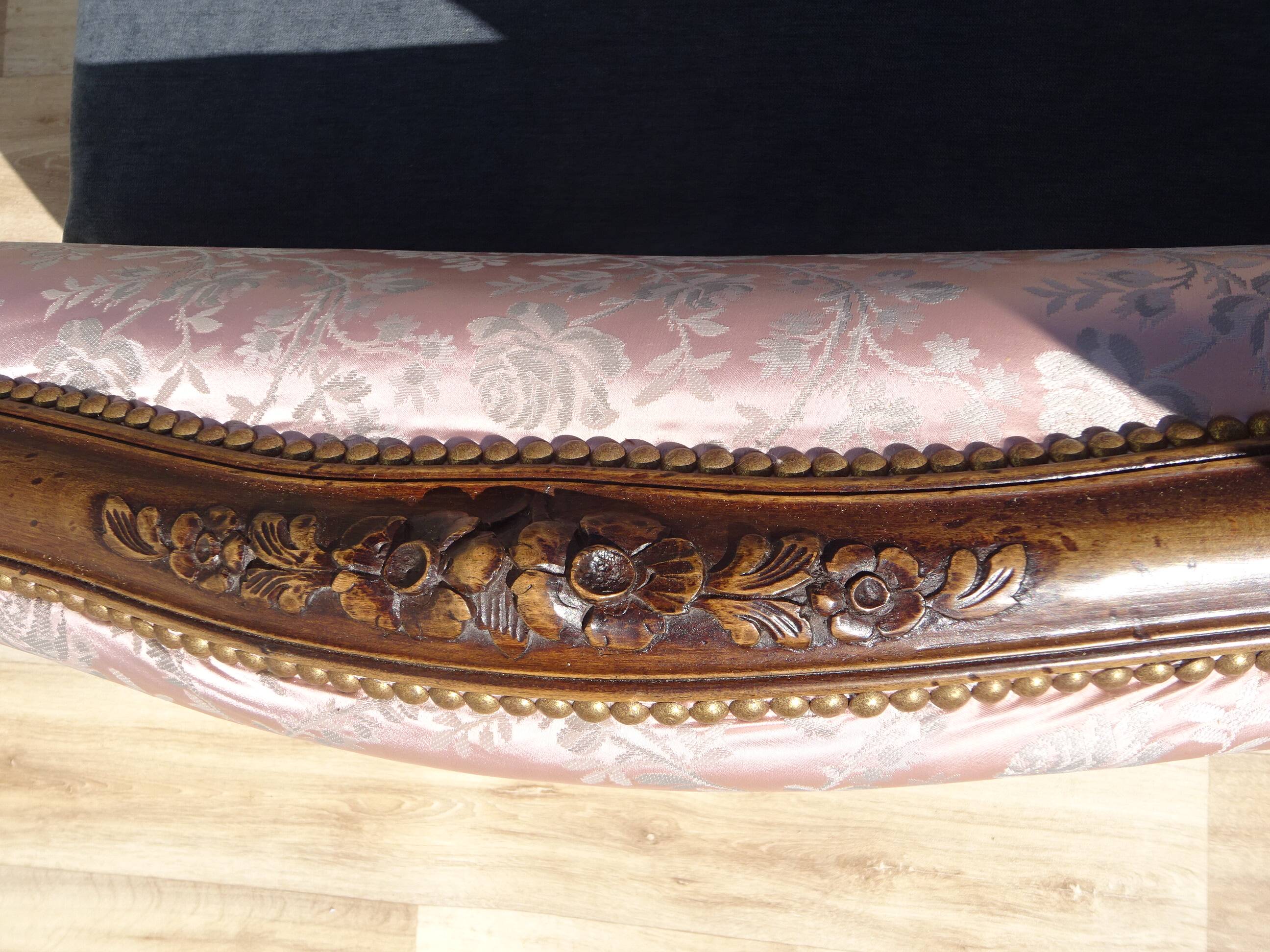 Antique sofa bed, in Louis XV style.