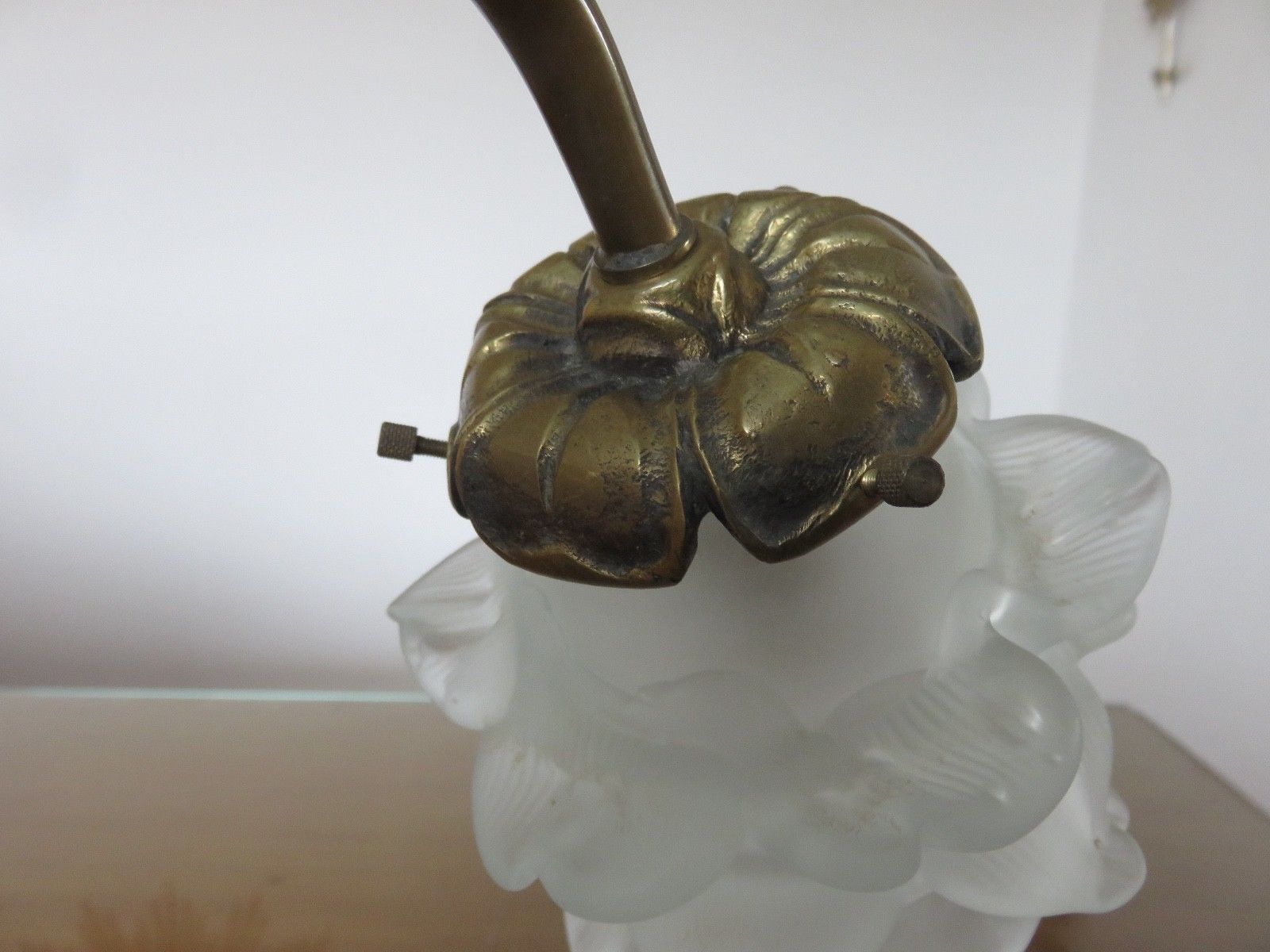 "Water lily" Huguenin bronze art nouveau lamp