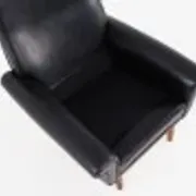 Fauteuil en cuir noir, design danois, années 1970, production : Danemark