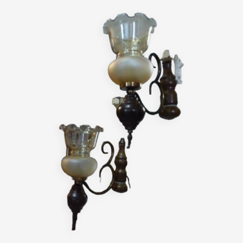 Lot 2 vintage wall lamps