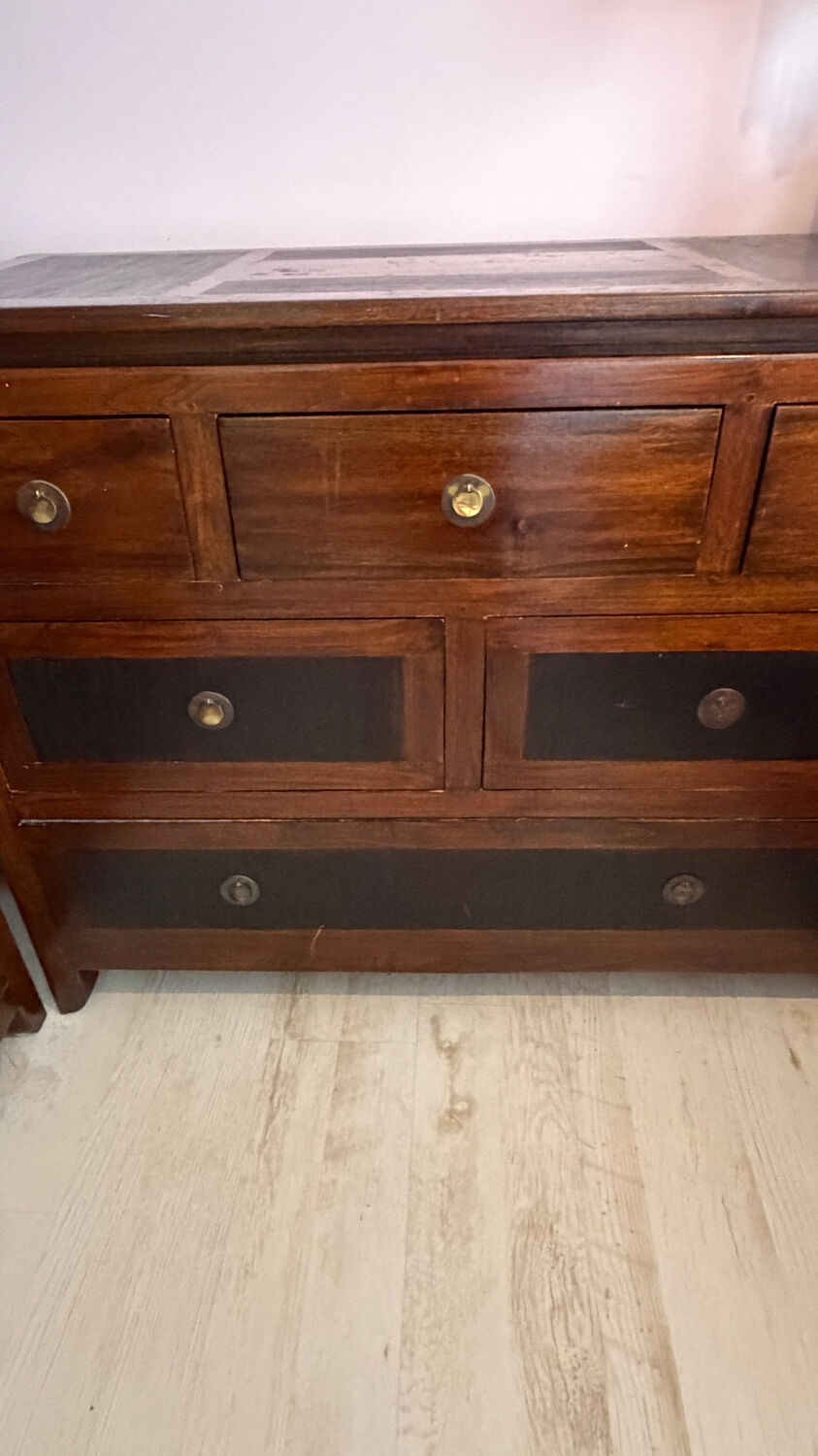 Commode de style orientale