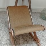 Footrest upholstered in wood