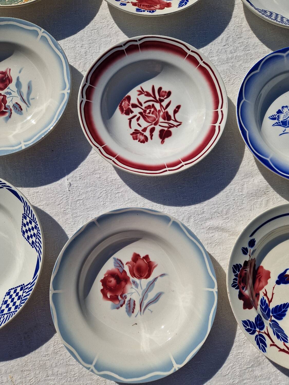 12 assiettes creuses