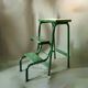 Escabeau vintage en bois et acier peints en vert