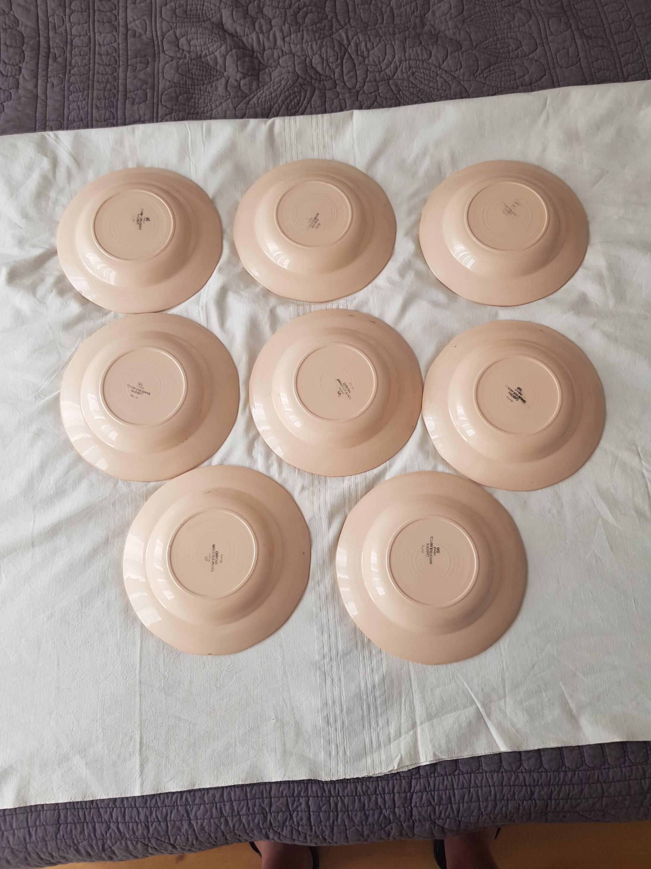 8 assiettes creuses Digoin Sarreguemines rose pourpre décor 9181