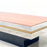 Table basse en marbre rouge