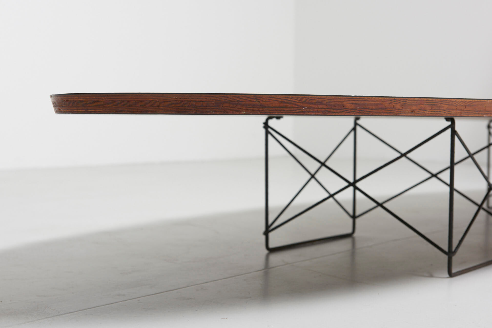 Surfboard coffee table - Charles Eames - 1951