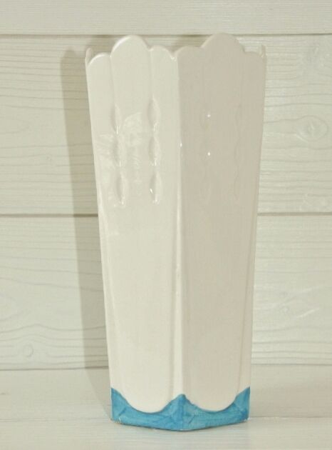 Six-panel vase floral pattern