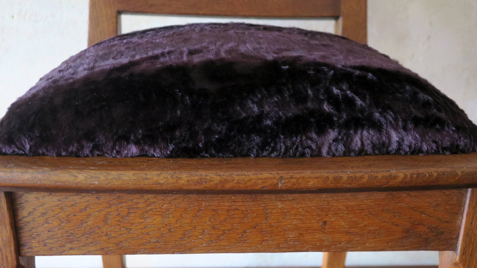 Art nouveau side chair in oak and royal purple velvet, 1900