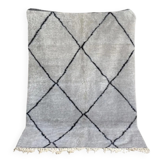 Moroccan handmade rug 2.5 x 1.5 m