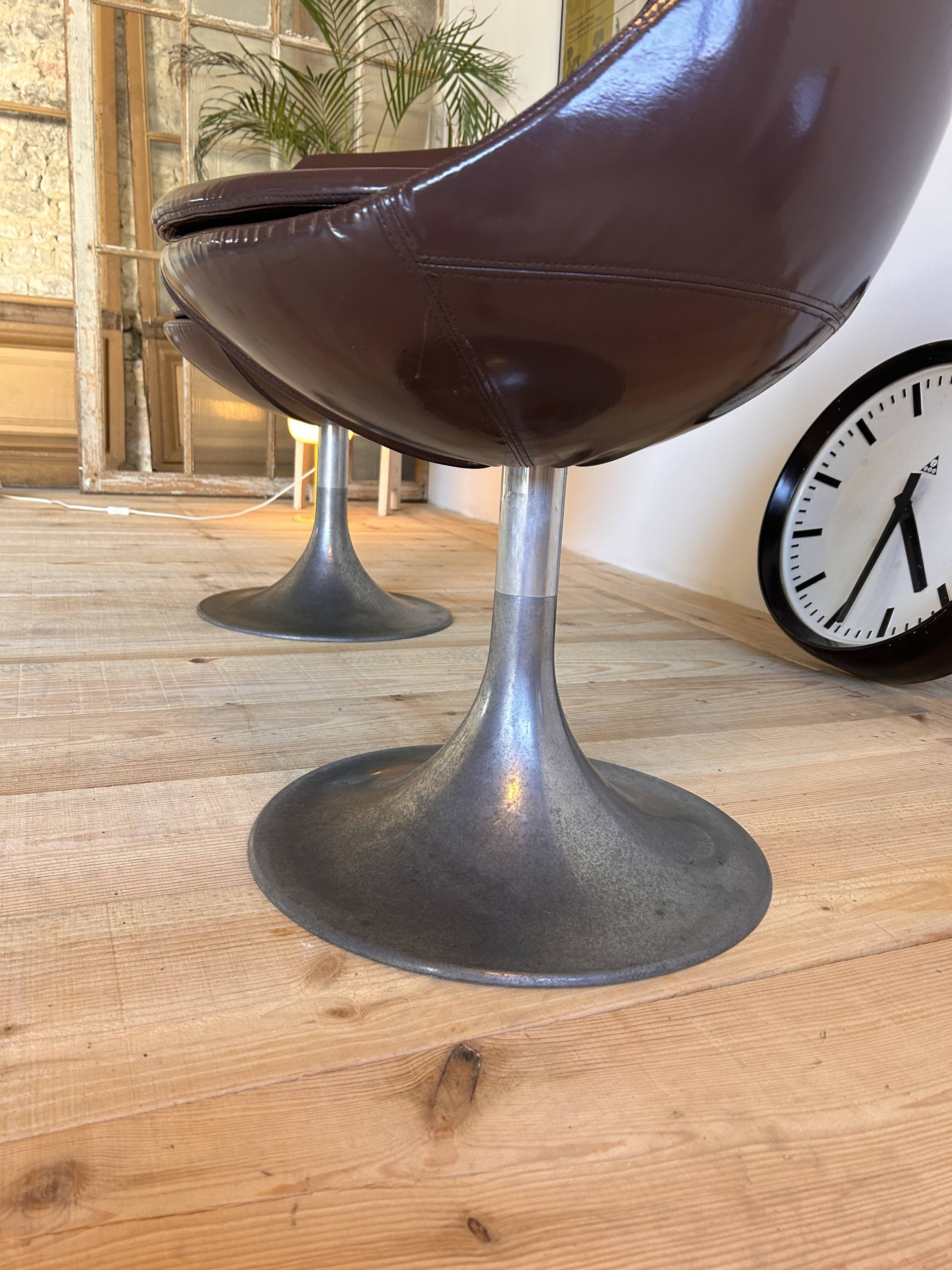 Pair of Space Age Armchairs, Italian design