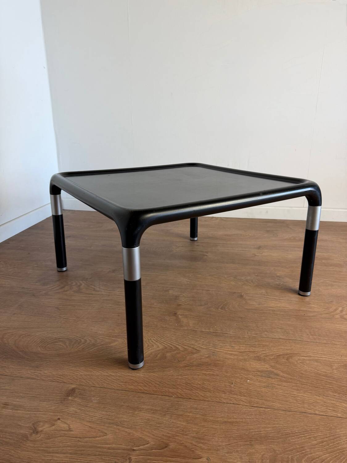 Vintage coffee table set – 1980s