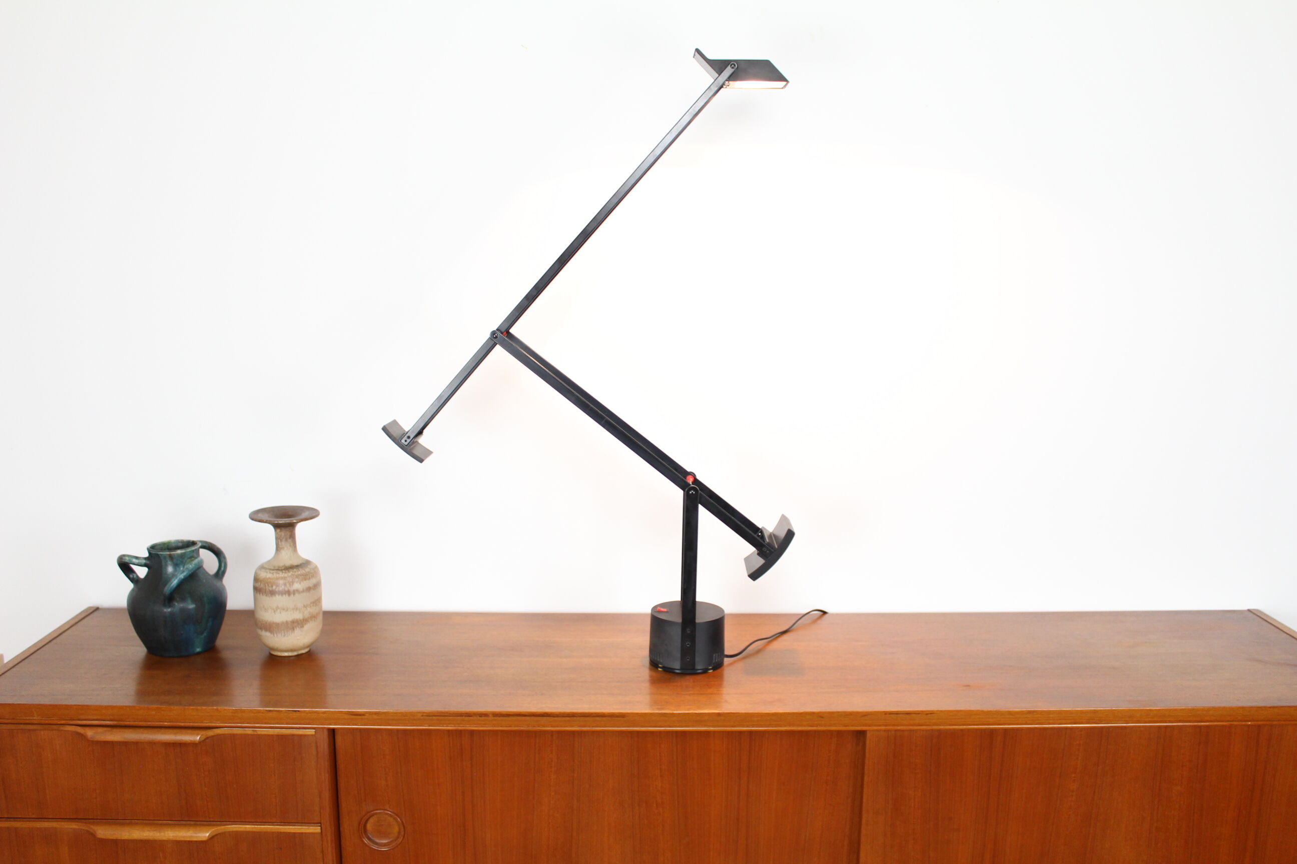 Lampe à balancier Tizio par Richard Sapper pour Artemide
