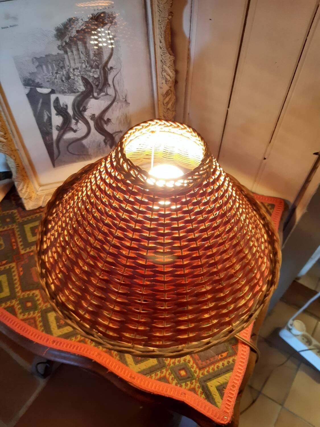 Wicker lamp