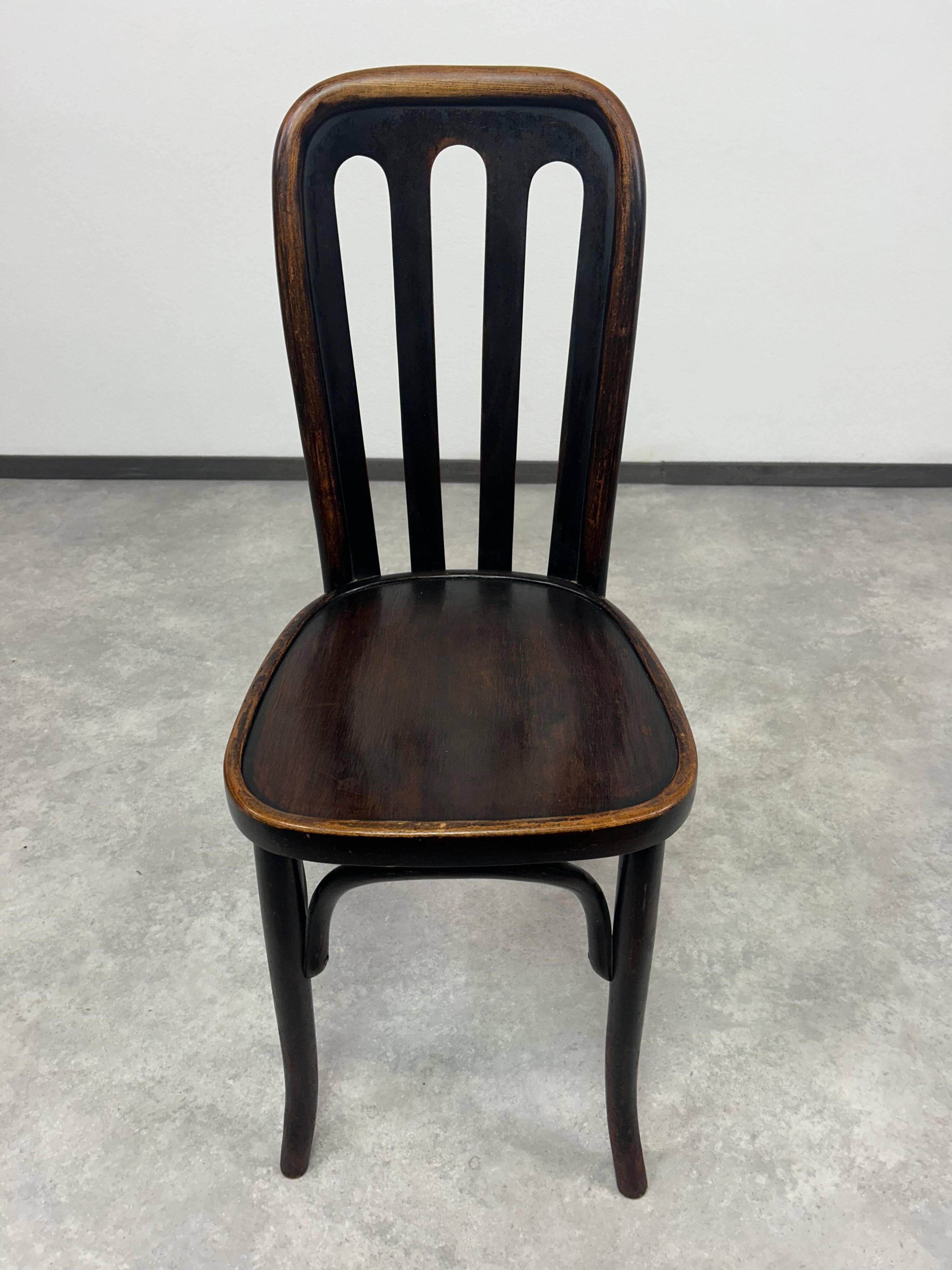 Dining chairs Secession No. 413 by Josef Hoffmann for Thonet