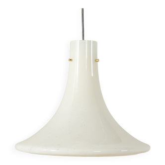 Suspension en verre opalin blanc, 1970