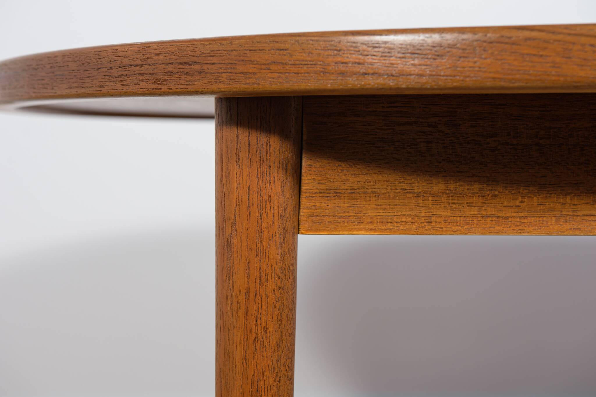 Table à manger en teck par Nils Jonsson Hugo Troeds, Suède, 1960s