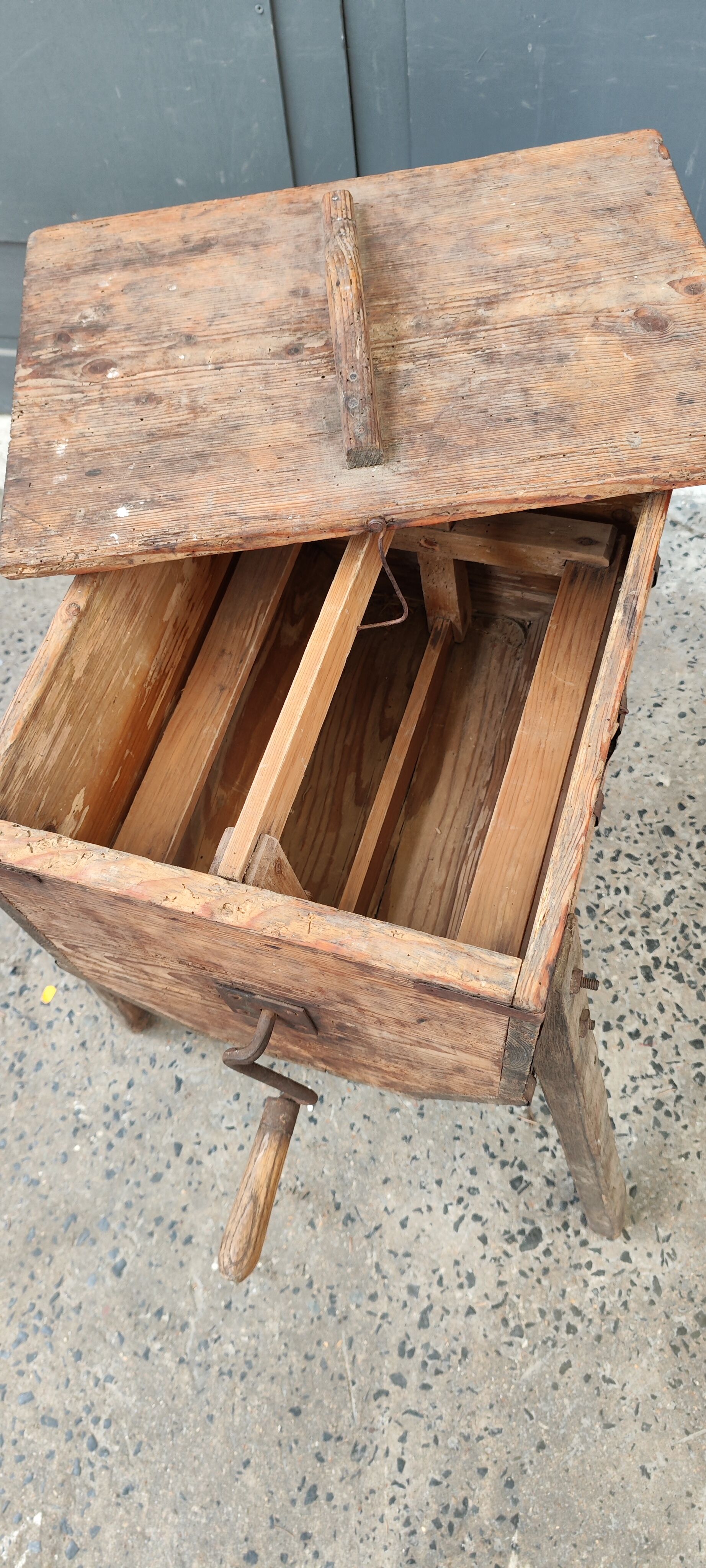 Baratte à beurre outil de métier