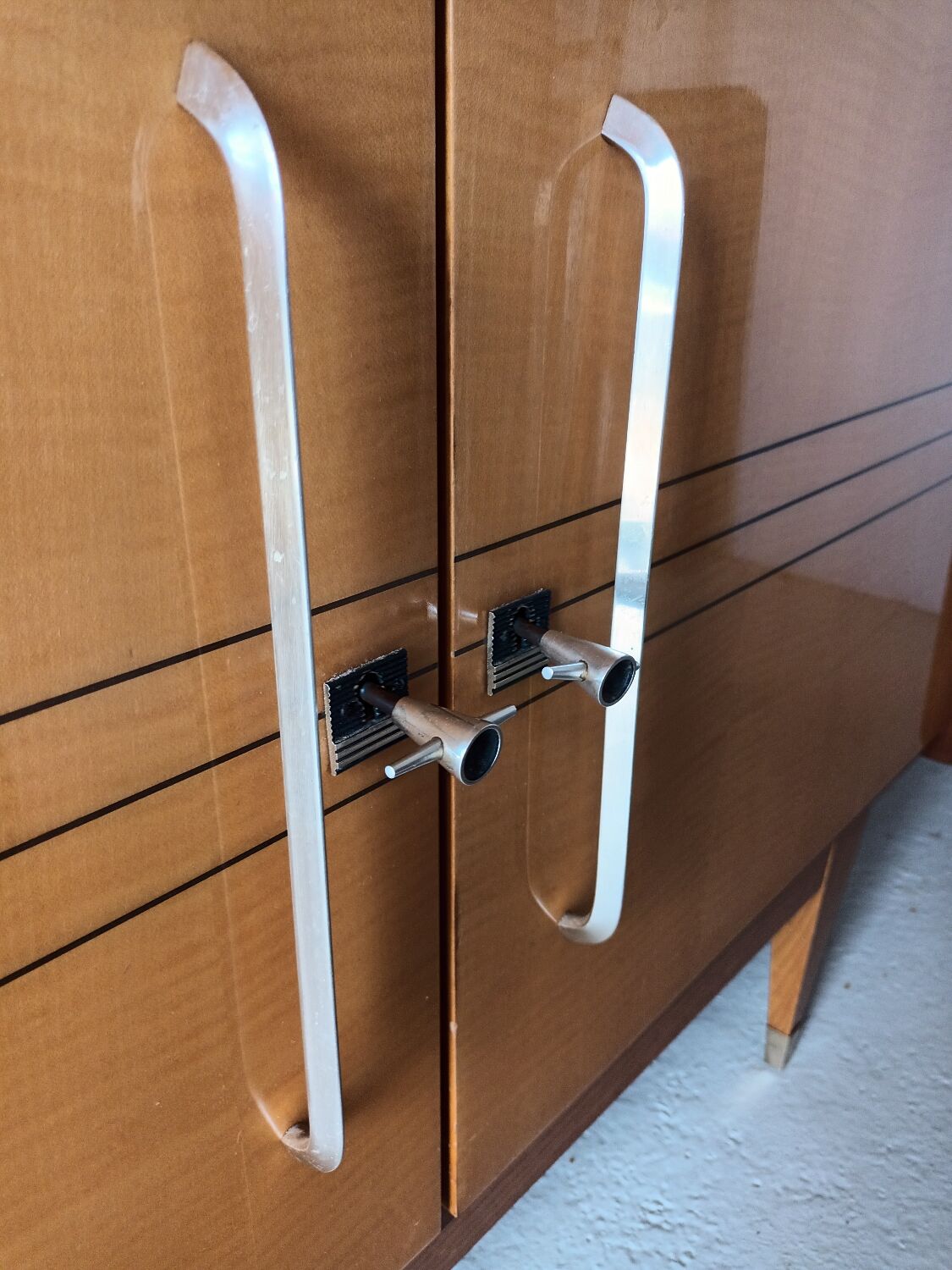 Vintage showcase buffet