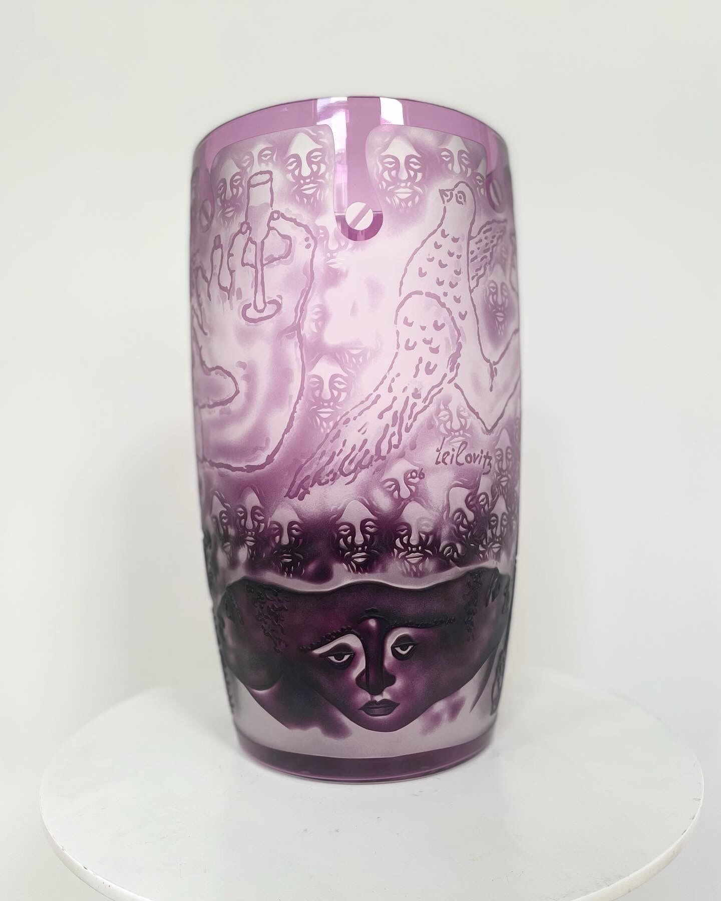 Vase of Edward Leibovitz