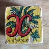 Box of alphabetical and educational cubes Jeujura 1930