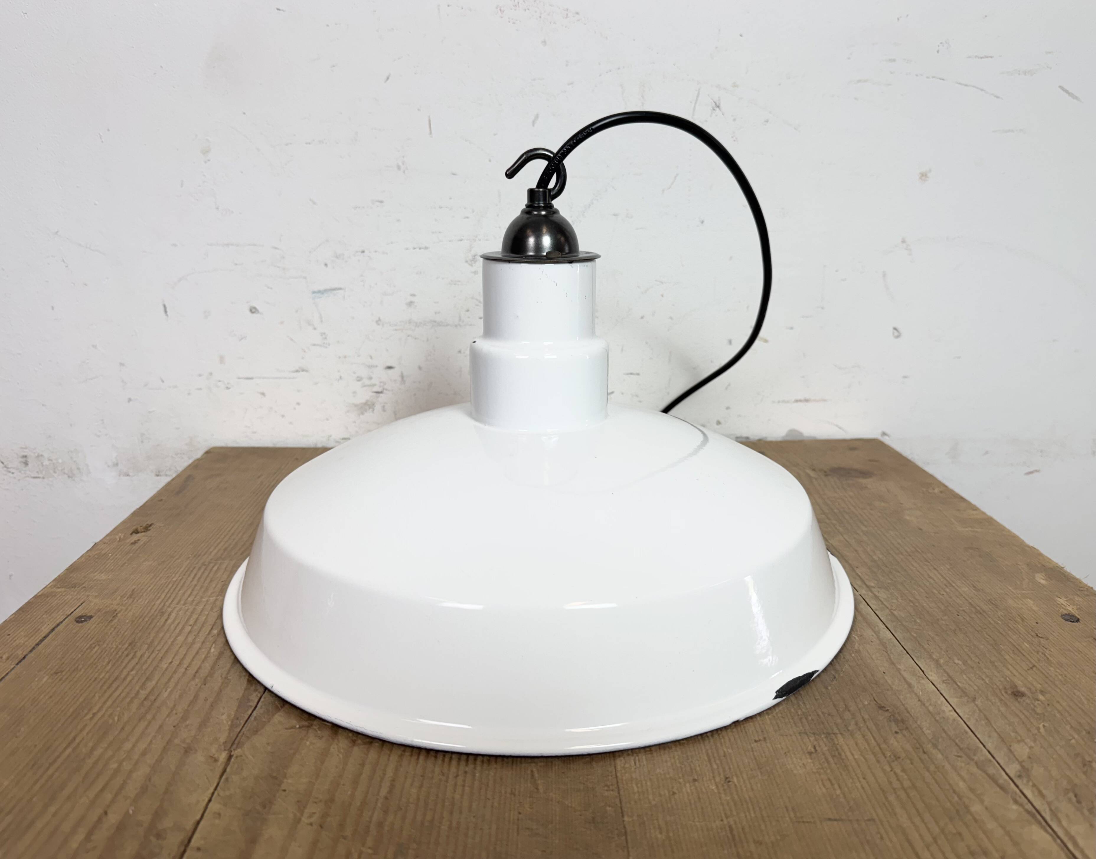 Industrial White Enamel Factory Pendant Lamp, 1960s