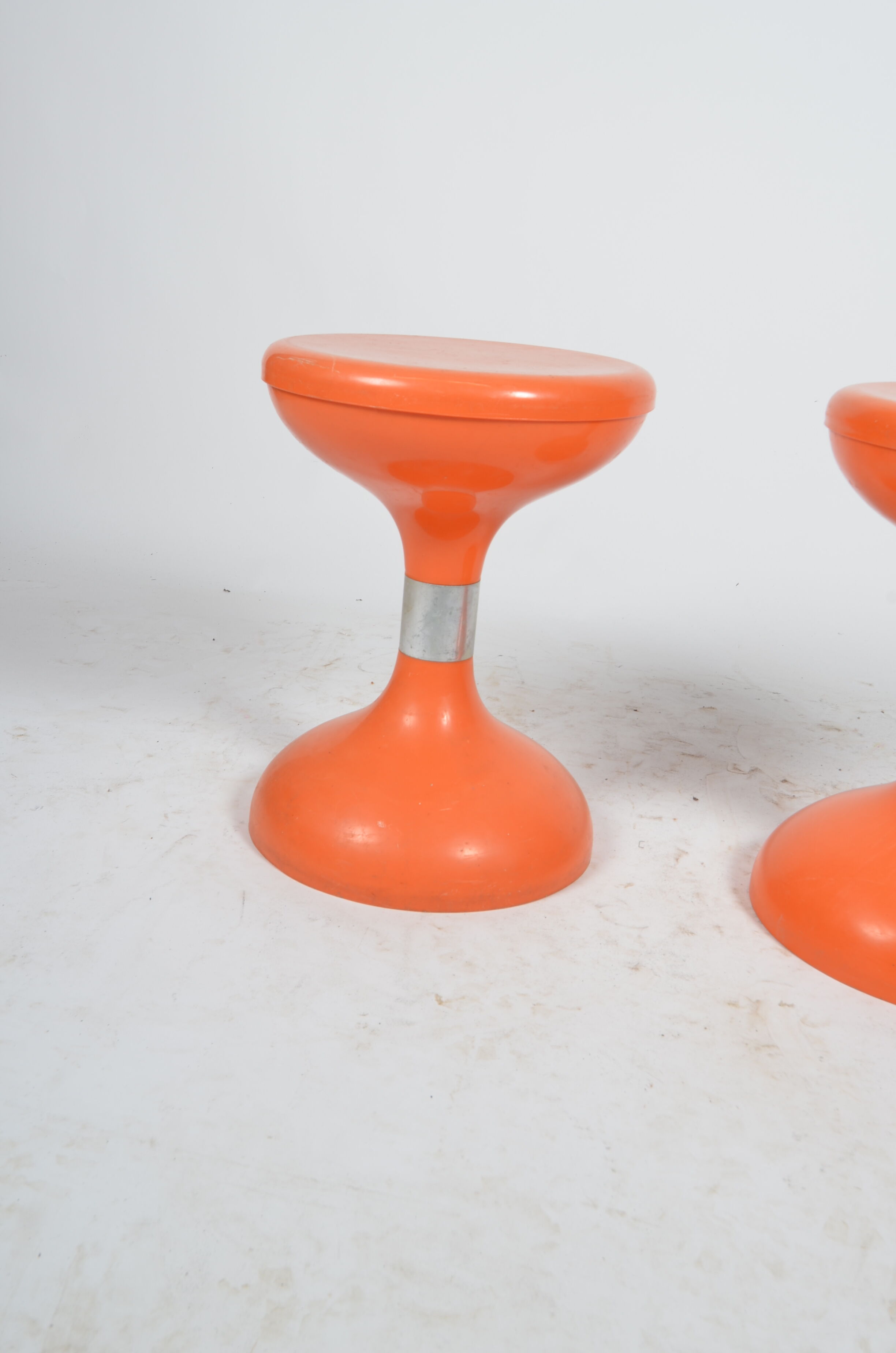 Orange diabolo stool