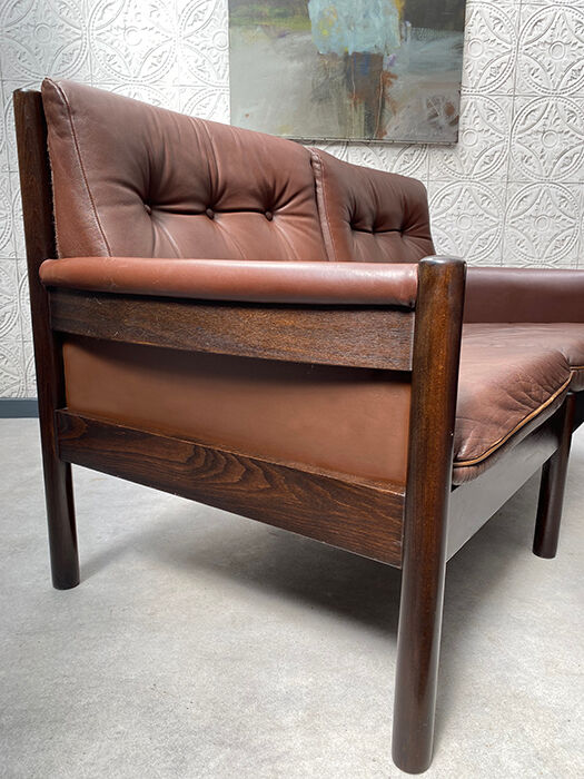 Scandinavian bench in chocolate leather