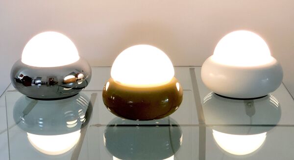Lampe UFO blanche modèle c359 par LUCI, Italie années 70