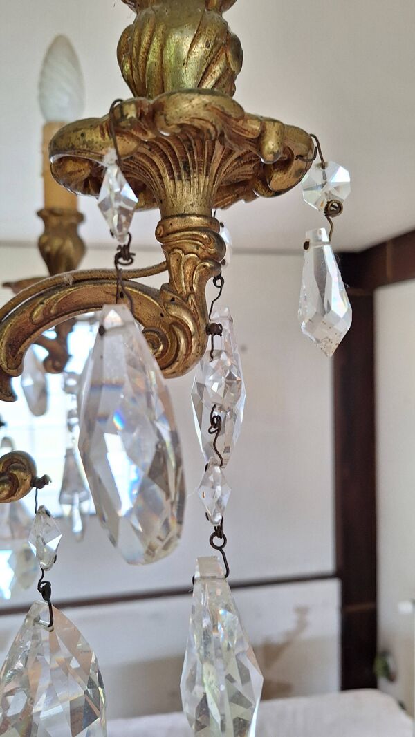 Lustre à pampilles en cristal