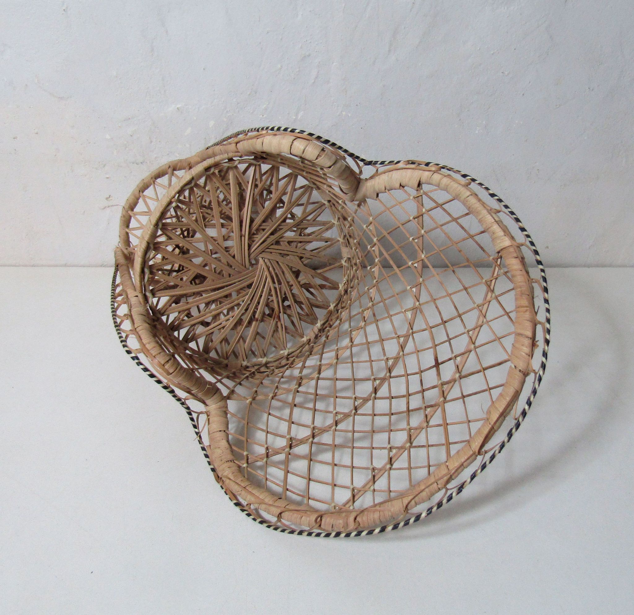 Fauteuil Emmanuelle rotin vintage