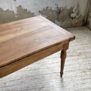 Table de ferme noyer plateau pivotable à allonges