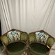 Paire de fauteuils en bois sculpté, XXème s.