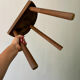Tabouret tripode vintage en bois