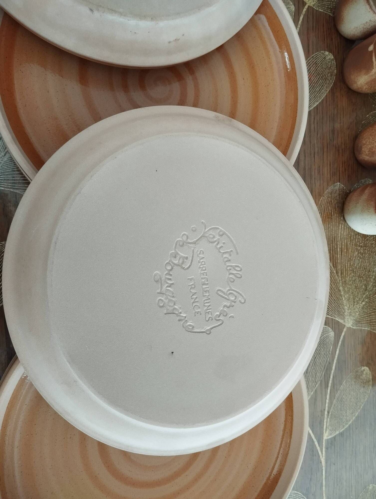 Set of stoneware dishes