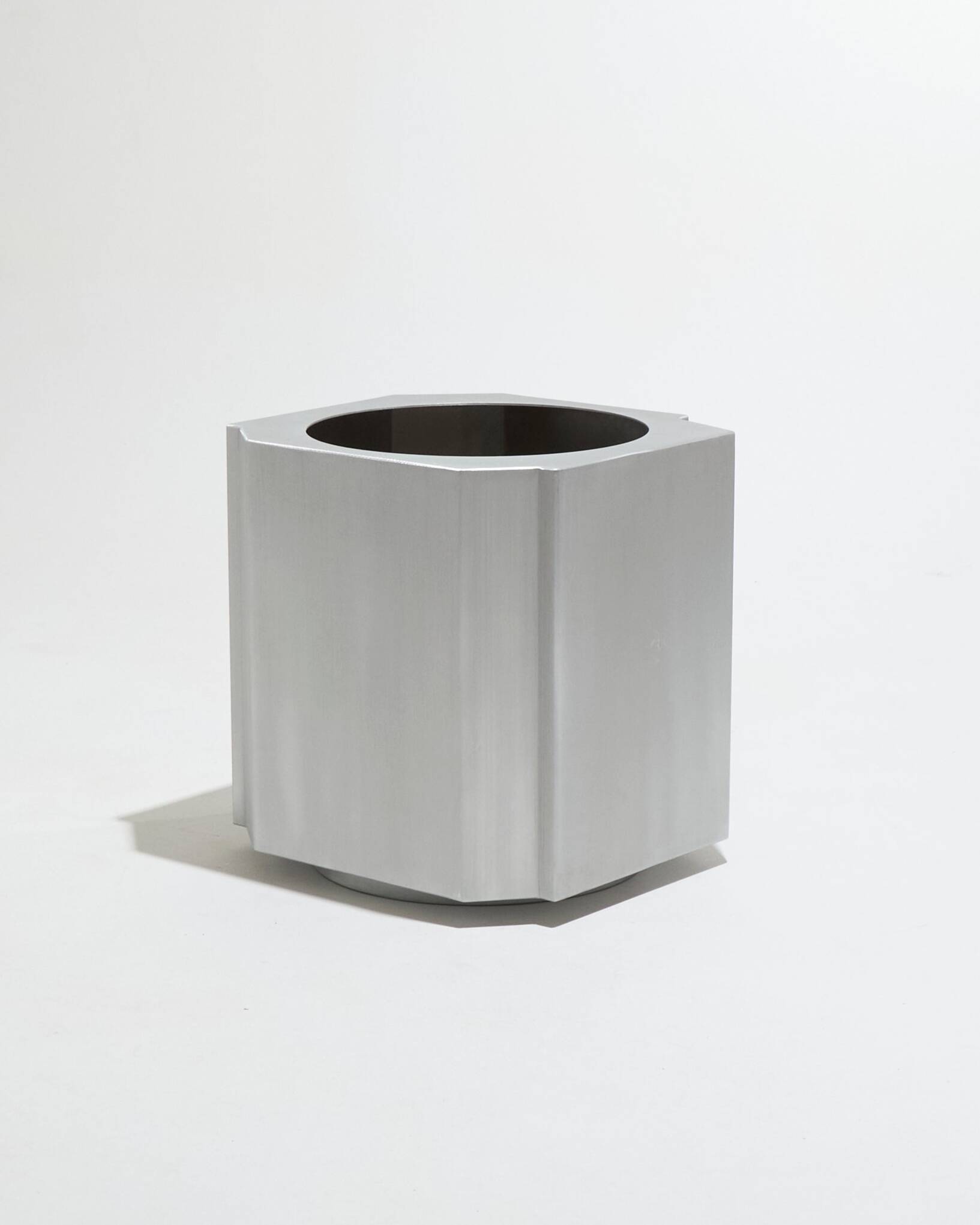 Funki aluminum vase