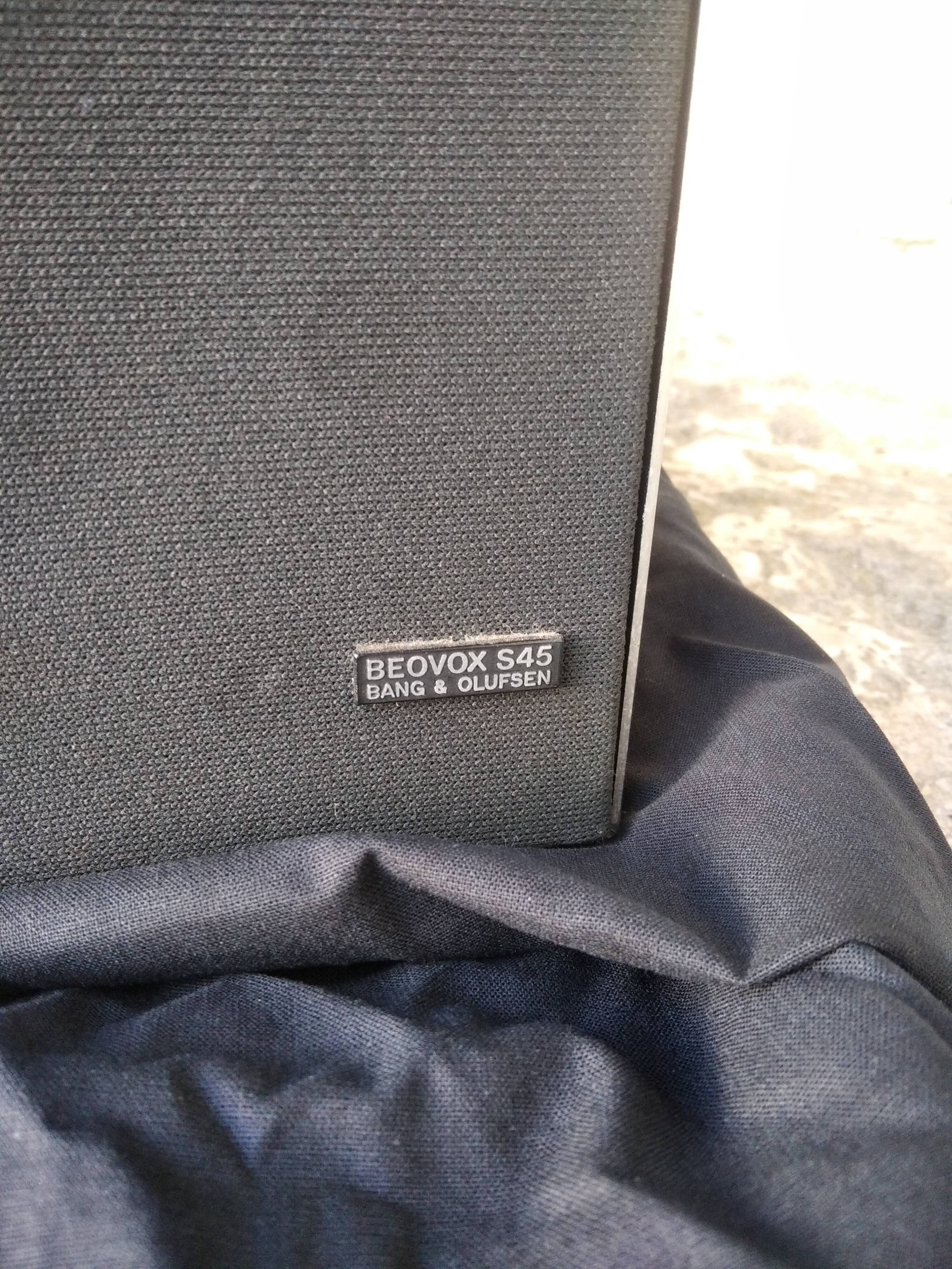 Vintage Bang and Olufsen S45-2 speakers