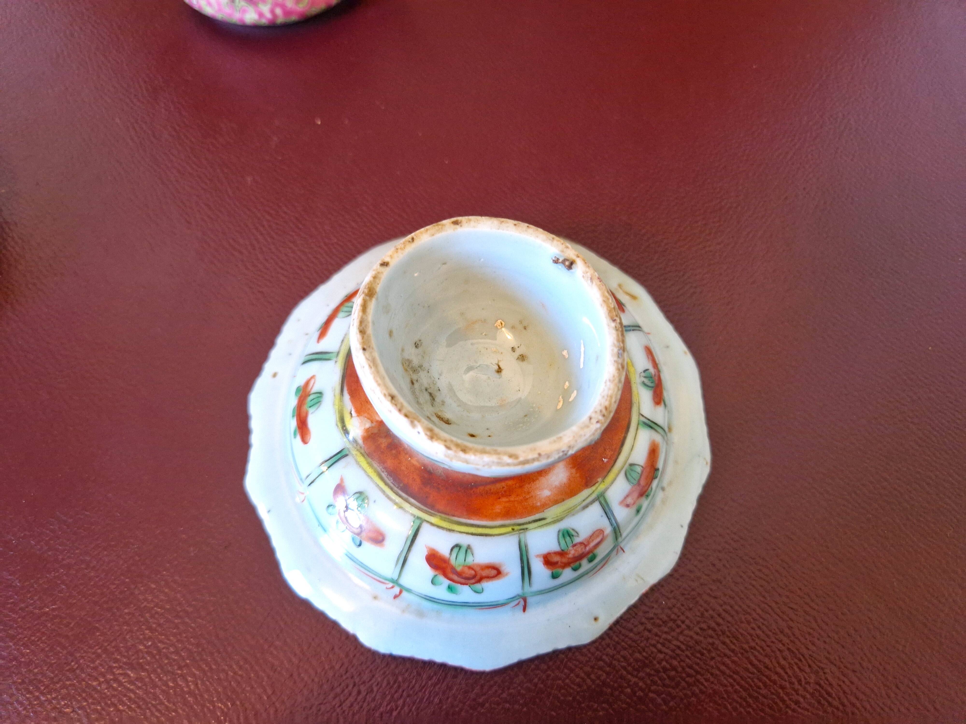 Benjarong footed bowl – fine hand-painted porcelain – Early 20th century
