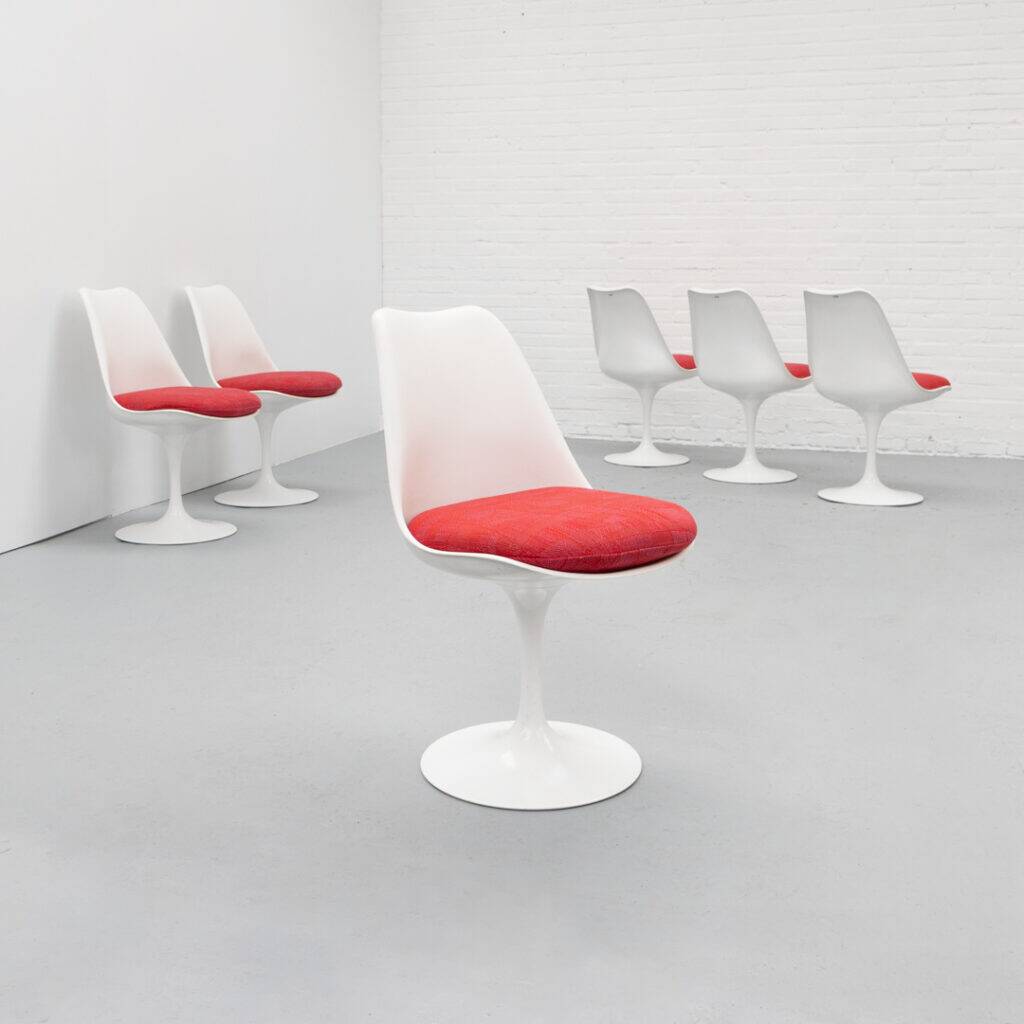 Set of 6 Eero Saarinen Knoll Tulip Chairs, 1979